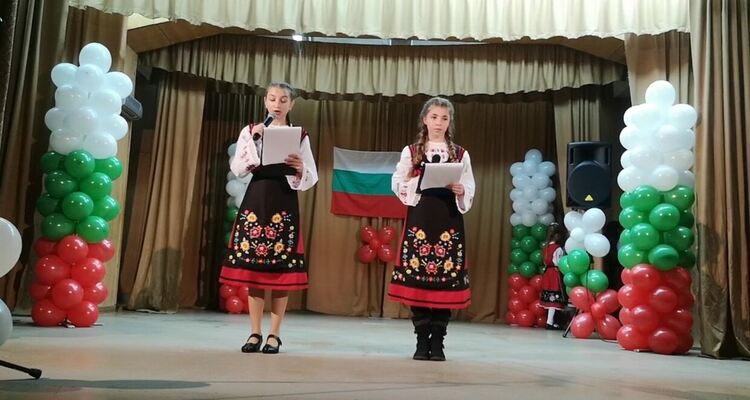 „Шандор Петьофи“ с внушителен концерт за България