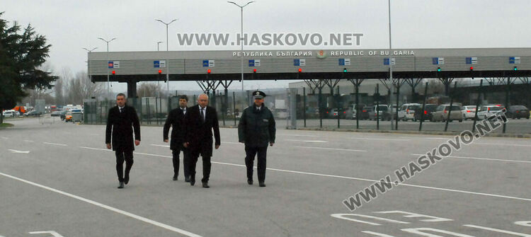 Иззеха помещения на „Капитан Андреево“ от частна фирма и ги дават на БАБХ