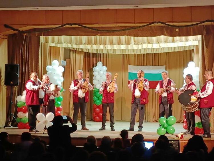 „Шандор Петьофи“ с внушителен концерт за България