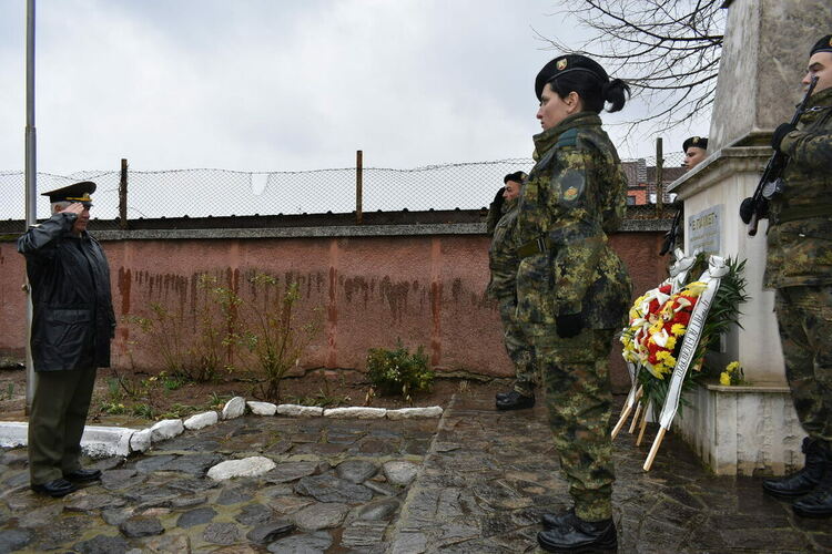 Асеновград отпразнува 145-тата годишнина от Освобождението на България (снимки)