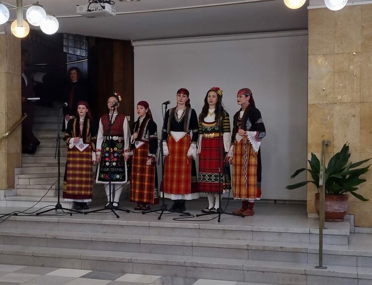 Асеновград отпразнува 145-тата годишнина от Освобождението на България (снимки)