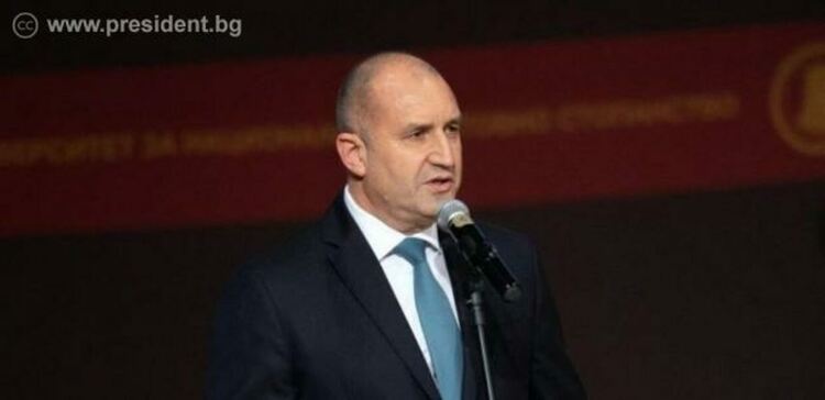 Хасковлийката Радина Бодурова с приз „Студент на годината“ от президента