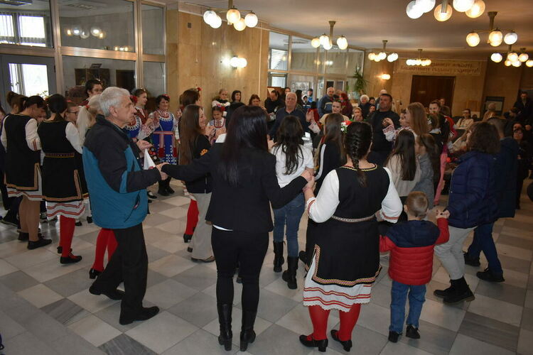 Асеновград отпразнува 145-тата годишнина от Освобождението на България (снимки)