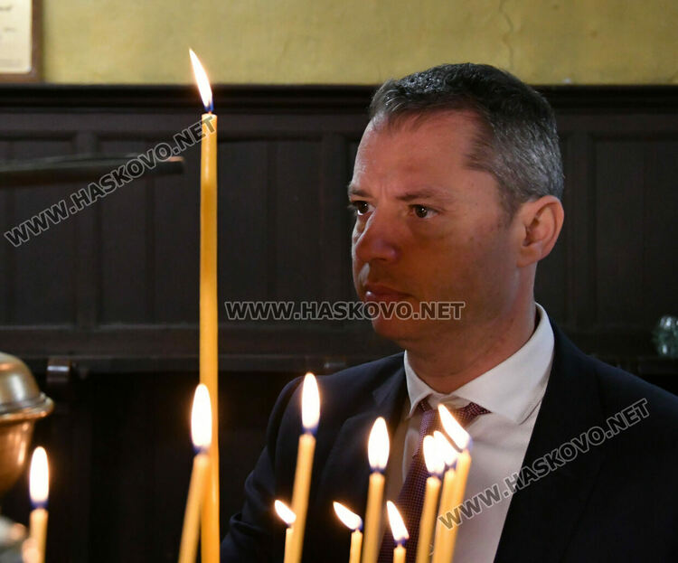  Делян Добрев: ГЕРБ знае как да се справи с инфлацията и обедняването на хората  