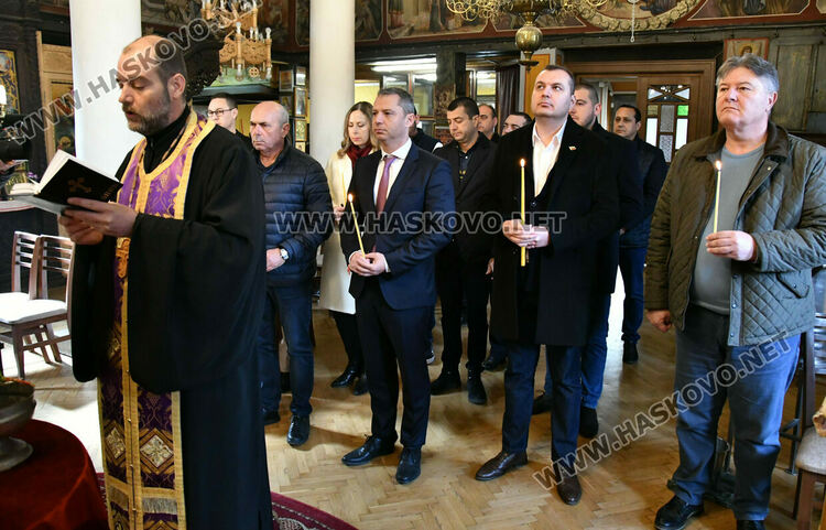  Делян Добрев: ГЕРБ знае как да се справи с инфлацията и обедняването на хората  