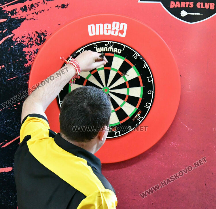 В Хасково се проведе първи турнир по дартс