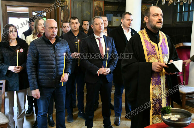  Делян Добрев: ГЕРБ знае как да се справи с инфлацията и обедняването на хората  