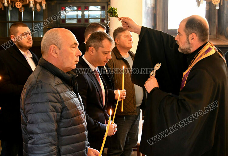  Делян Добрев: ГЕРБ знае как да се справи с инфлацията и обедняването на хората  