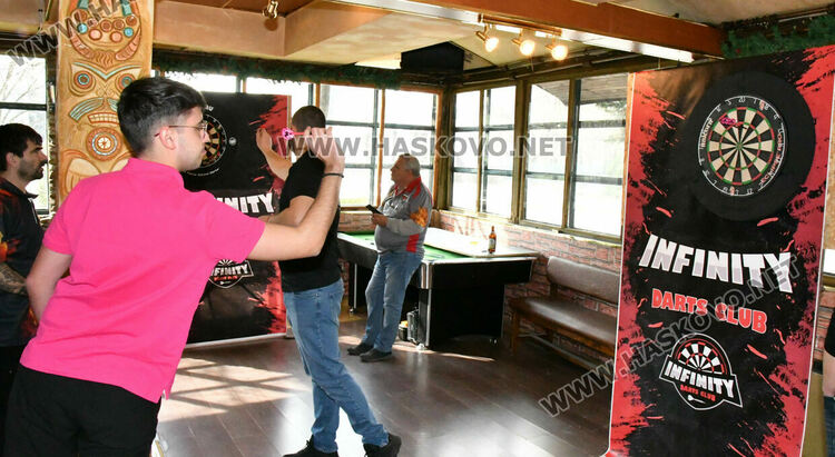 В Хасково се проведе първи турнир по дартс