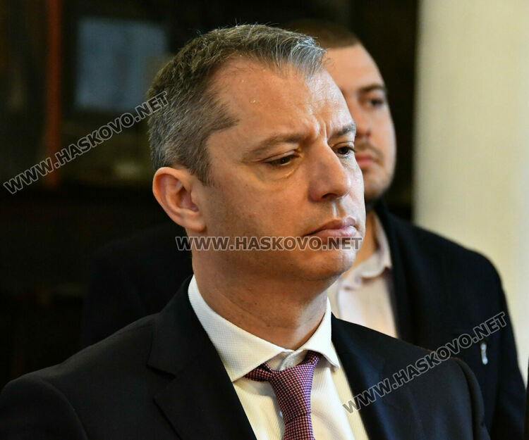  Делян Добрев: ГЕРБ знае как да се справи с инфлацията и обедняването на хората  
