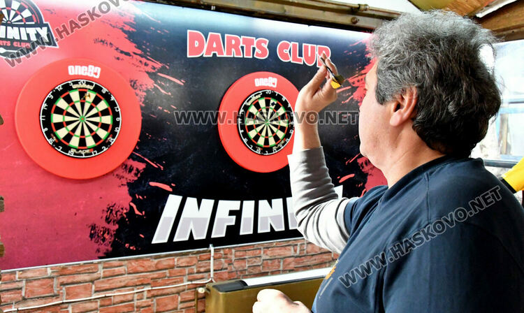 В Хасково се проведе първи турнир по дартс