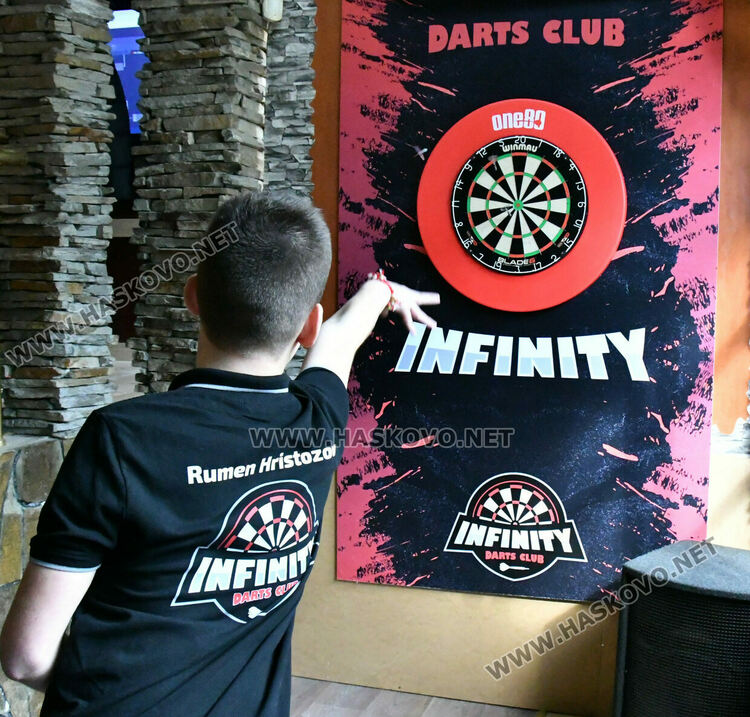 В Хасково се проведе първи турнир по дартс