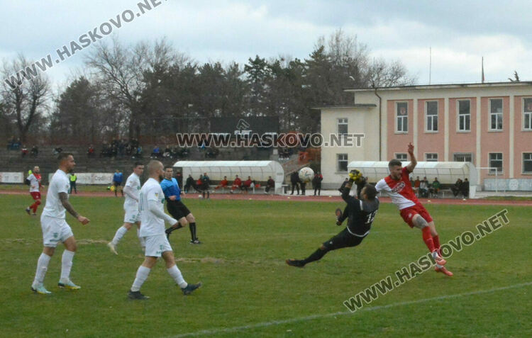 &bdquo;Саяна Хасково&ldquo; победи &bdquo;Родопа&ldquo; с 4:0