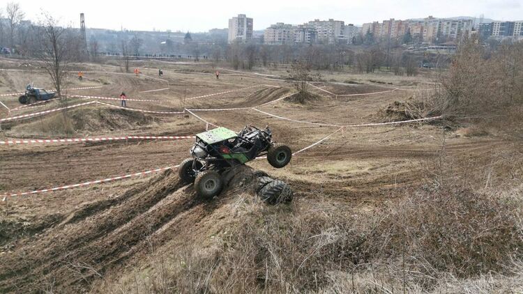 Осмото издание на "Кърджали 4х4 2023"събра рекорден брой състезатели