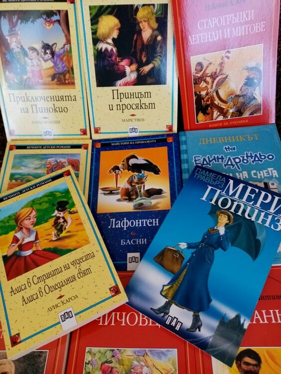 Библиотеката в Мадан получи нови книги