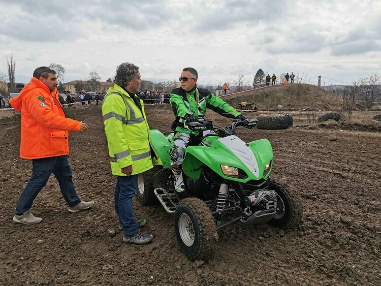 Осмото издание на "Кърджали 4х4 2023"събра рекорден брой състезатели