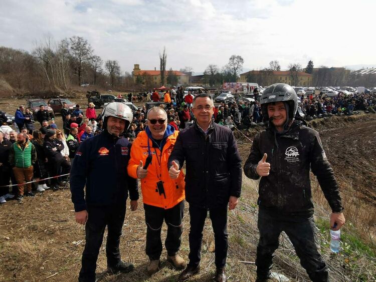 Осмото издание на "Кърджали 4х4 2023"събра рекорден брой състезатели