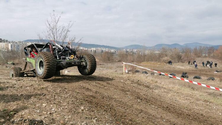 Осмото издание на "Кърджали 4х4 2023"събра рекорден брой състезатели