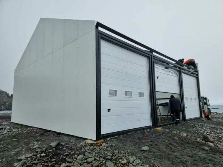 Българският научноизследователски кораб напусна Антарктика