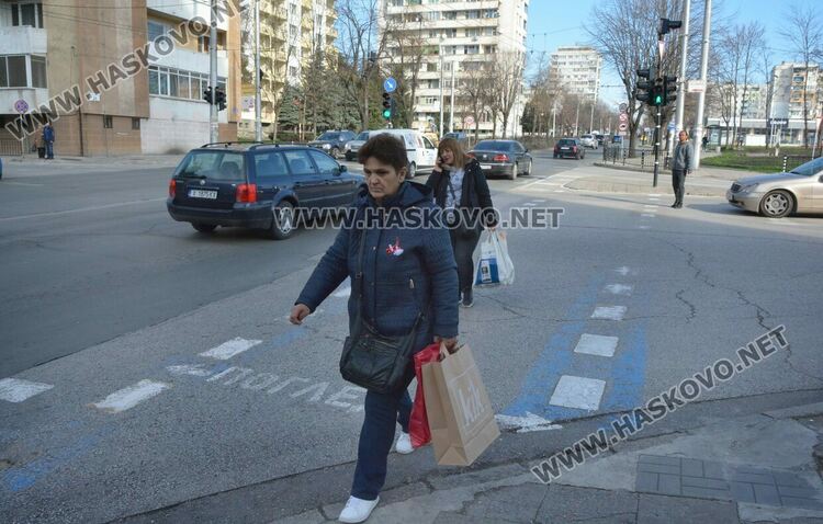 Хасковлия недоволства за брояча на светофара на „Раковки“. Общината: Регулиран е според изискванията 