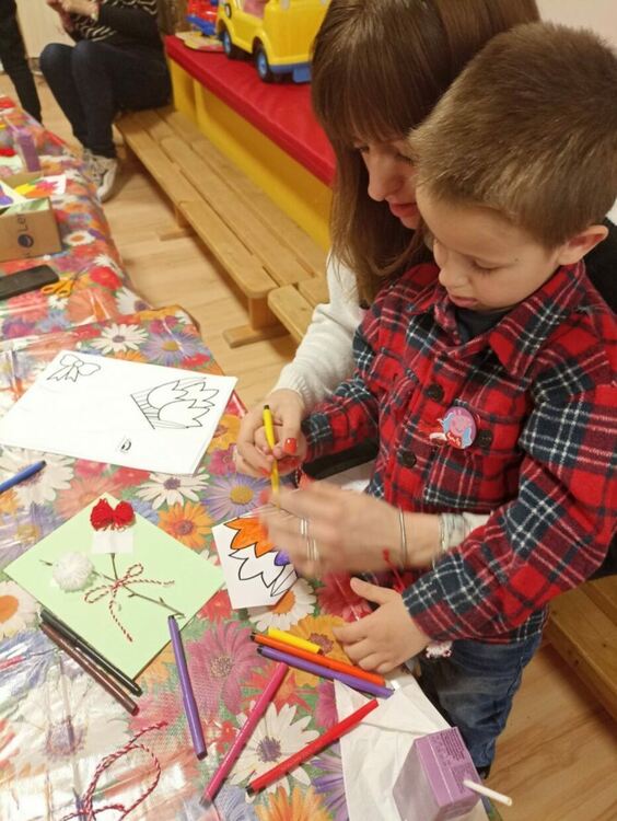 Деца от ЦРДР с инициативи за Баба Марта и 8-ми март 