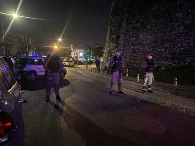 Двама убити при стрелба в заведение в Скопие