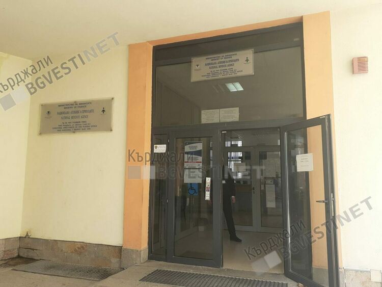 200 дружества в областта са декларирали данъците си до момента