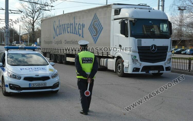 Акция за колани в Хасковско: Глобиха водач при излизане от КАТ