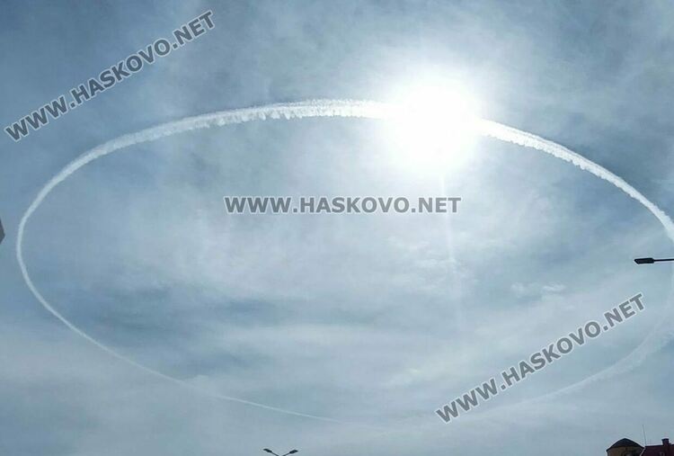 Тренировки на бомбардировачи B-52 над Хасково и Кърджали подпалиха социалната мрежа