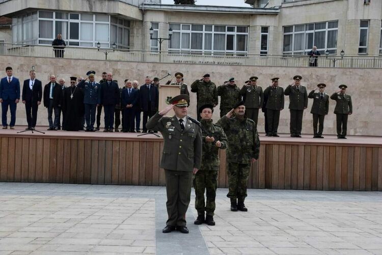 Кметът на Асеновград към военнослужещите: Благодаря Ви, че с достойнство защитавате родината 