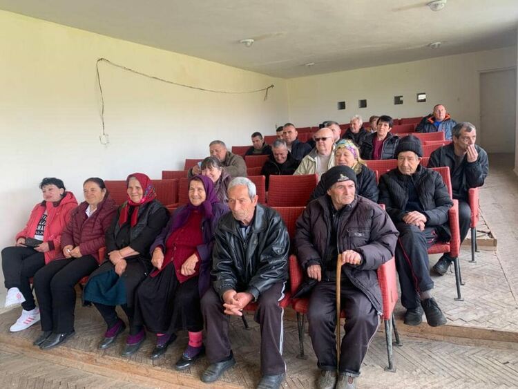 Цвета Караянчева към хората в Аврен и Девисилово: Вие сте истинския барометър за настроенията в обществото!