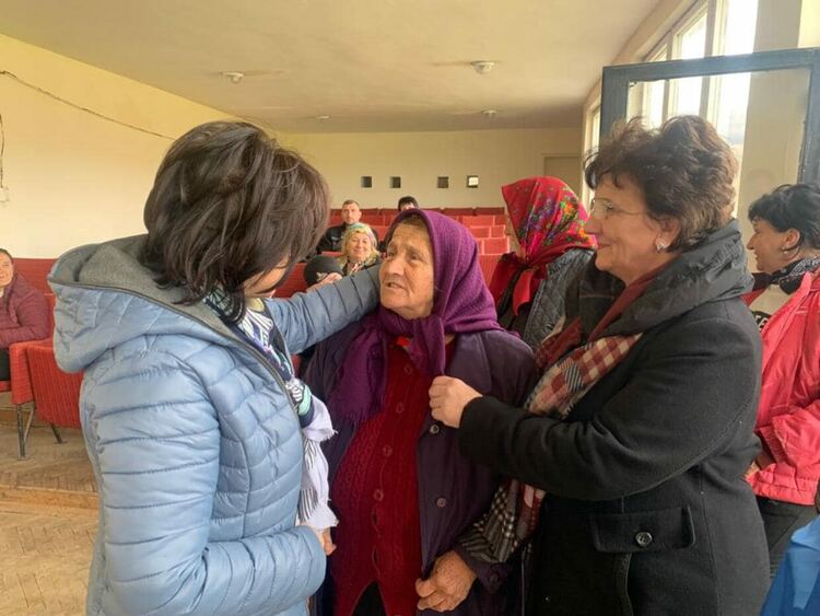 Цвета Караянчева към хората в Аврен и Девисилово: Вие сте истинския барометър за настроенията в обществото!