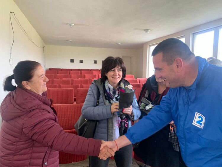 Цвета Караянчева към хората в Аврен и Девисилово: Вие сте истинския барометър за настроенията в обществото!