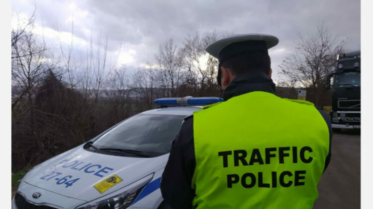 Над 1800 моторни превозни средства проверени в Пернишко в рамките на акция ROADPOL