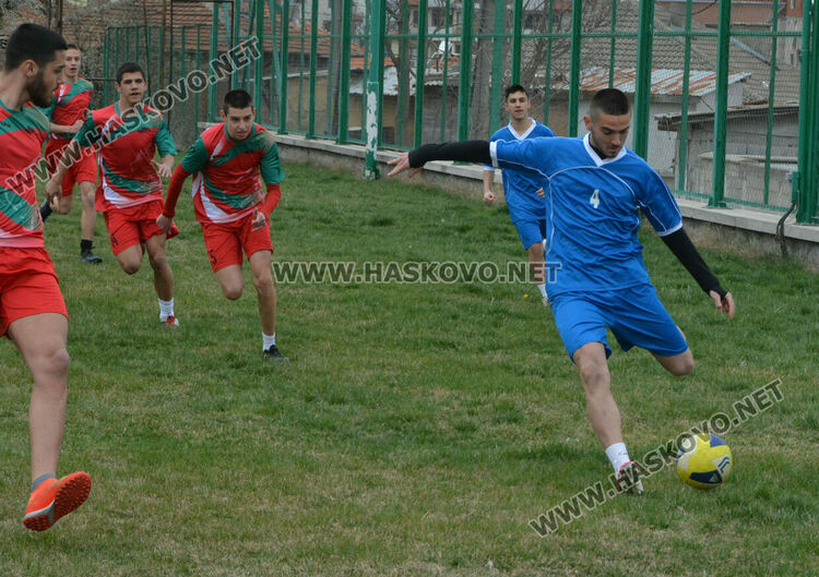 Футболен турнир между ПГДС и ПМГ за патронния празник на „Цар Иван Асен II“