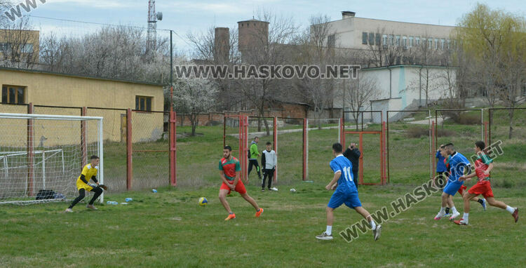 Футболен турнир между ПГДС и ПМГ за патронния празник на „Цар Иван Асен II“