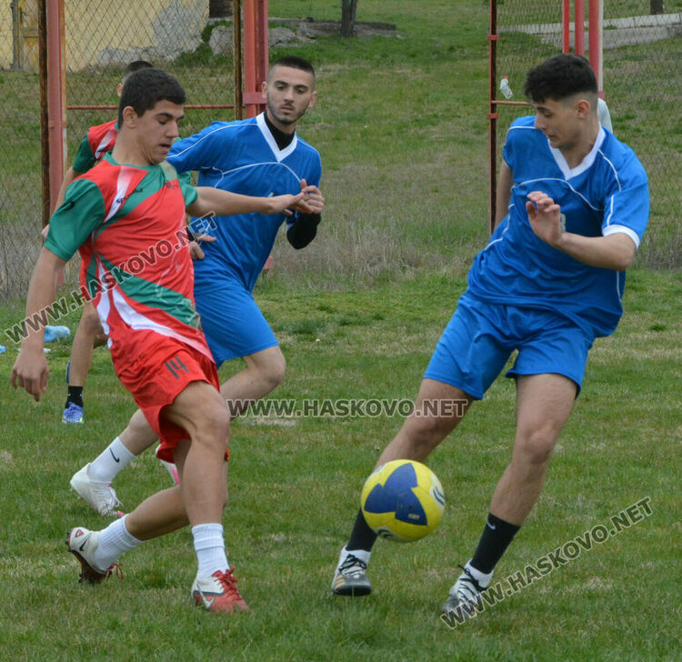 Футболен турнир между ПГДС и ПМГ за патронния празник на „Цар Иван Асен II“