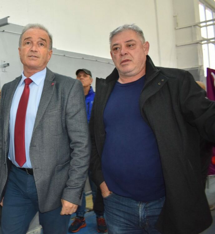 Приключи ремонтът на Спортна зала "Асеновец" (снимки)