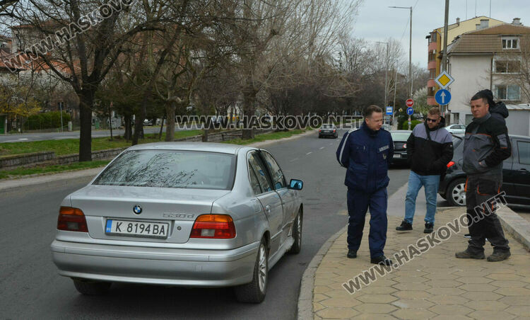 Жена пострада при катастрофа на кръстовище в Хасково