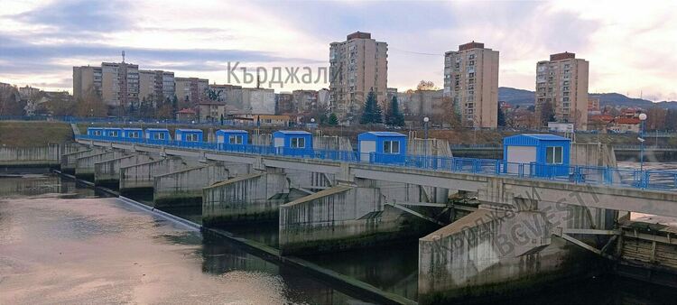 Водното огледало се нуждае от почистване,кметът се среща с министъра на МРРБ