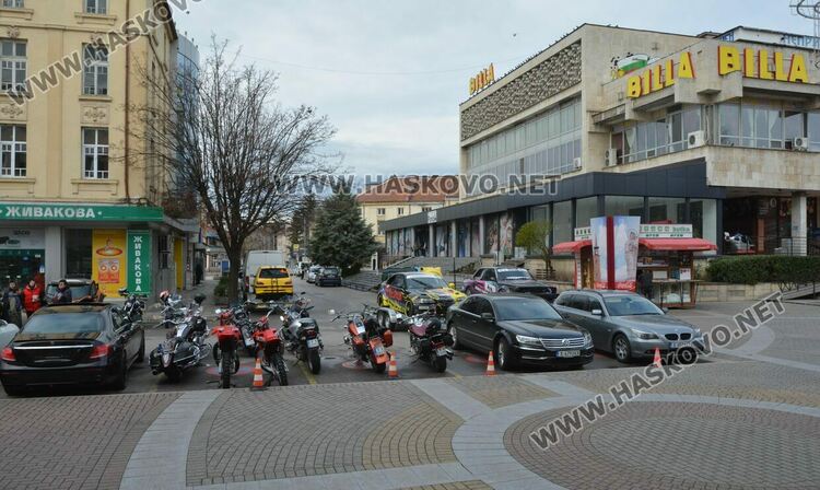 Съветниците гласуваха да се обособи автомобилна писта на летище „Узунджово“