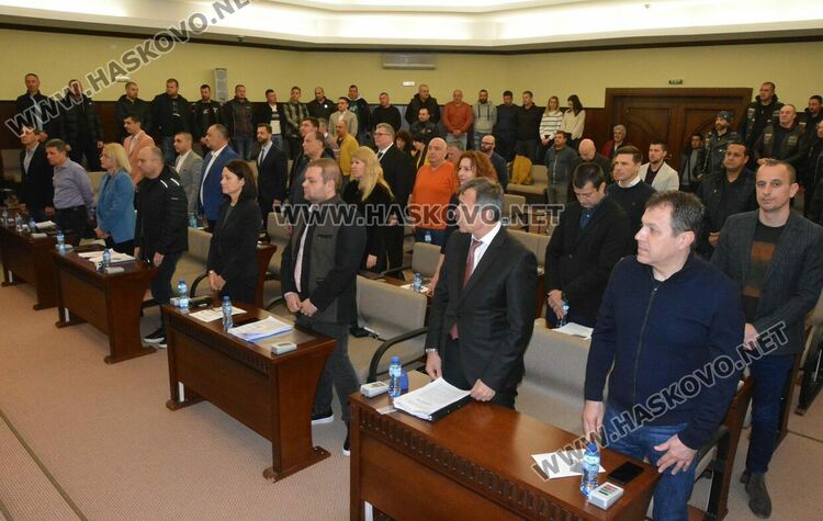 Съветниците гласуваха да се обособи автомобилна писта на летище „Узунджово“