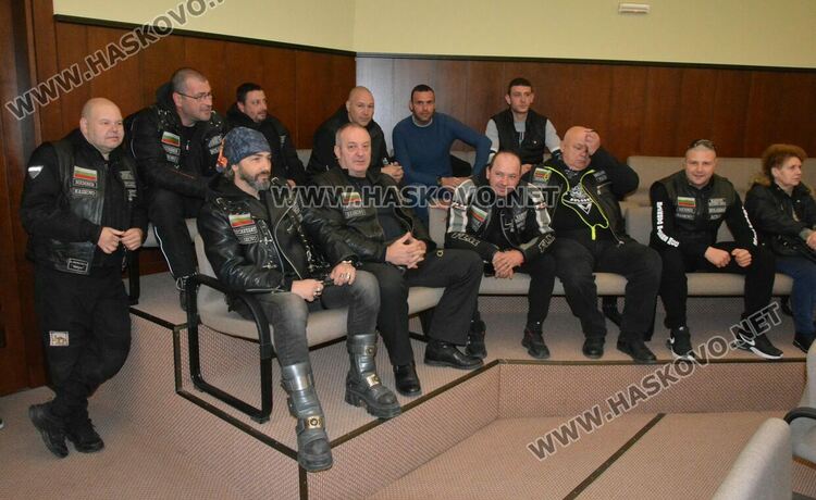 Съветниците гласуваха да се обособи автомобилна писта на летище „Узунджово“