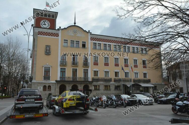 Съветниците гласуваха да се обособи автомобилна писта на летище „Узунджово“