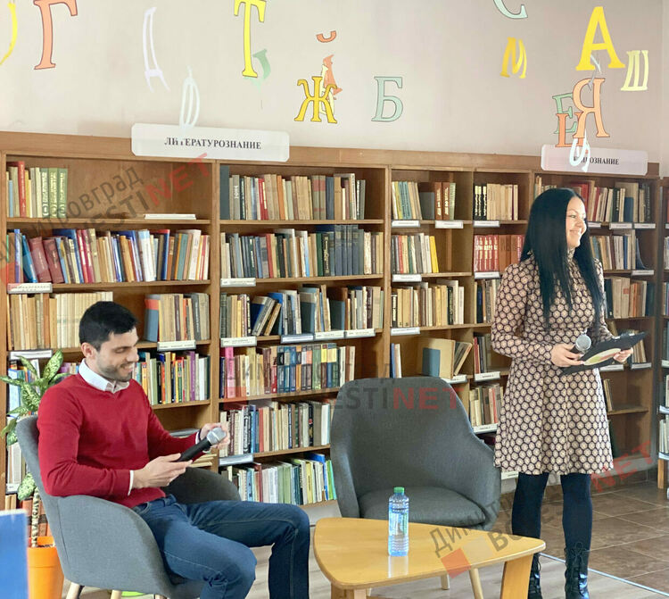 Милен Хальов представи своето отроче супергерой Кало в Димитровград