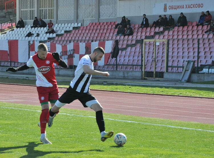„Саяна Хасково“ надигра „Локомотив“-Пловдив"2 
