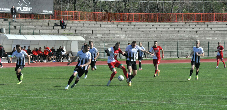 „Саяна Хасково“ надигра „Локомотив“-Пловдив"2 