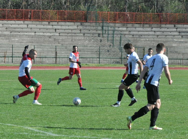 „Саяна Хасково“ надигра „Локомотив“-Пловдив"2 