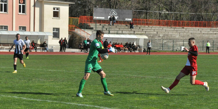 „Саяна Хасково“ надигра „Локомотив“-Пловдив"2 