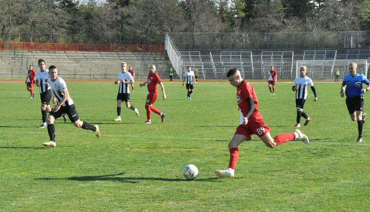 „Саяна Хасково“ надигра „Локомотив“-Пловдив"2 